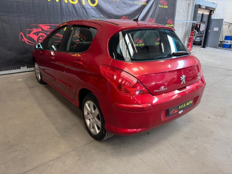 PEUGEOT 308 1.6 HDI 90 Premium 