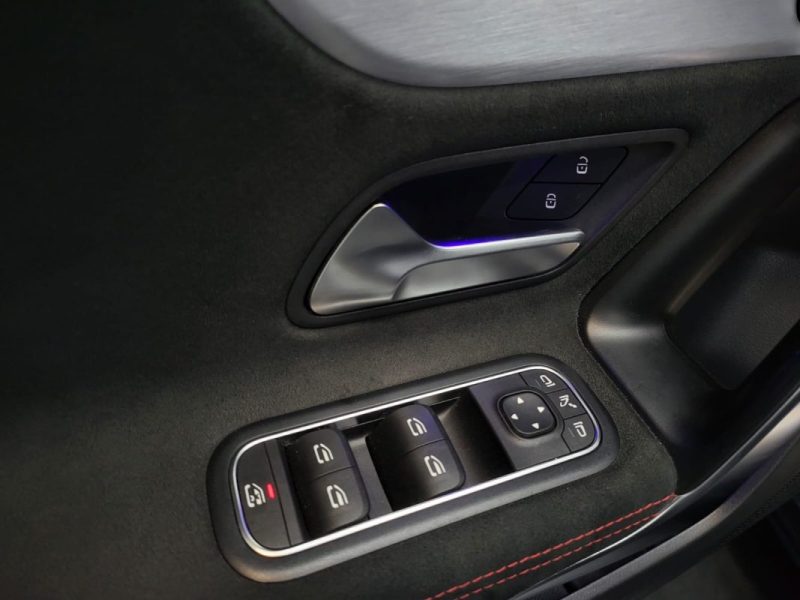 MERCEDES CLASSE A 200 D AMG Line 8G-DCT 150ch