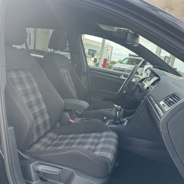 VOLKSWAGEN GOLF 2.0 TSI 230ch BlueMotion Technology GTI Performance Garantie 12 Mois 