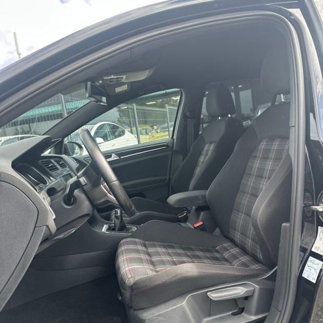 VOLKSWAGEN GOLF 2.0 TSI 230ch BlueMotion Technology GTI Performance Garantie 12 Mois 