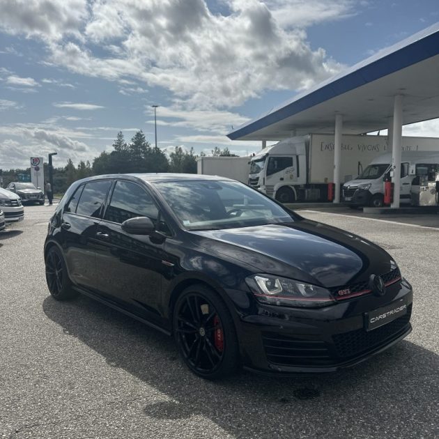 VOLKSWAGEN GOLF 2.0 TSI 230ch BlueMotion Technology GTI Performance Garantie 12 Mois 