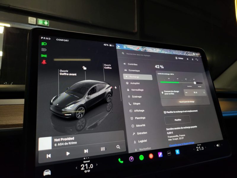 TESLA MODEL Y 300cv LONG RANGE / AUTOPILOT + SIEGES ELECTRIQUE CHAUFFANTS AV/AR + CAMERA 360°