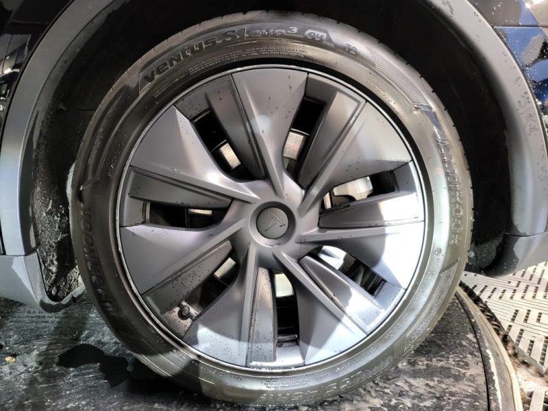 TESLA MODEL Y 300cv LONG RANGE / AUTOPILOT + SIEGES ELECTRIQUE CHAUFFANTS AV/AR + CAMERA 360°