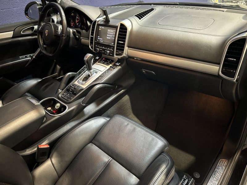 Porsche Cayenne 958 TURBO 4.8 500ch Tiptronic - Toit Ouvrant 
