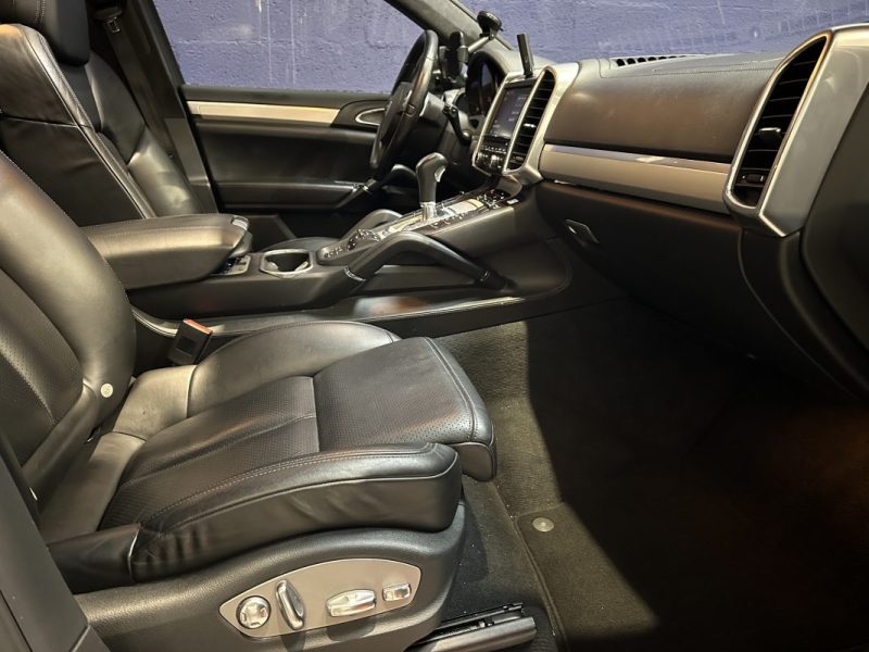Porsche Cayenne 958 TURBO 4.8 500ch Tiptronic - Toit Ouvrant 