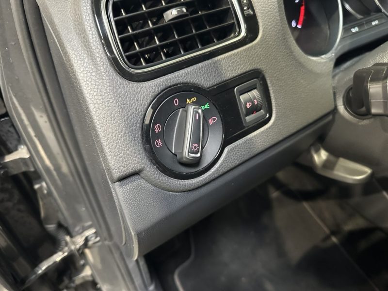 VOLKSWAGEN POLO 1.4 TDI 90ch Confortline - Carplay