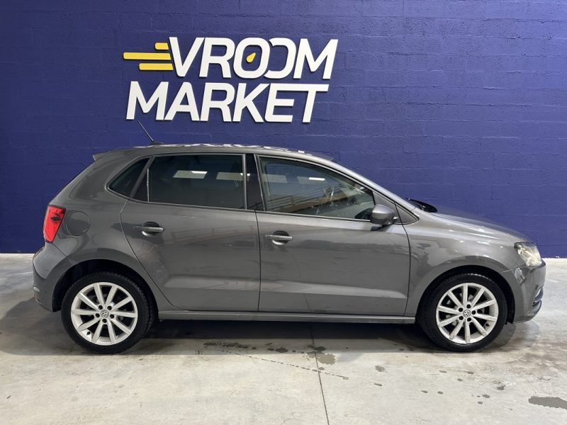VOLKSWAGEN POLO 1.4 TDI 90ch Confortline - Carplay
