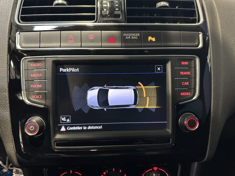 VOLKSWAGEN POLO 1.4 TDI 90ch Confortline - Carplay