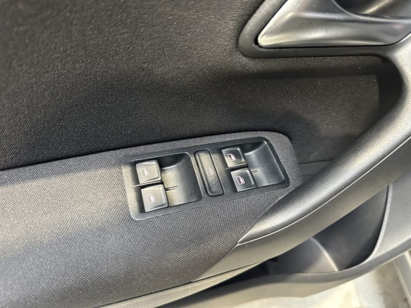 VOLKSWAGEN POLO 1.4 TDI 90ch Confortline - Carplay