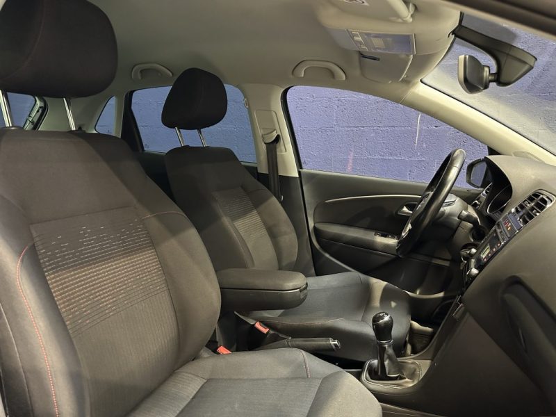 VOLKSWAGEN POLO 1.4 TDI 90ch Confortline - Carplay