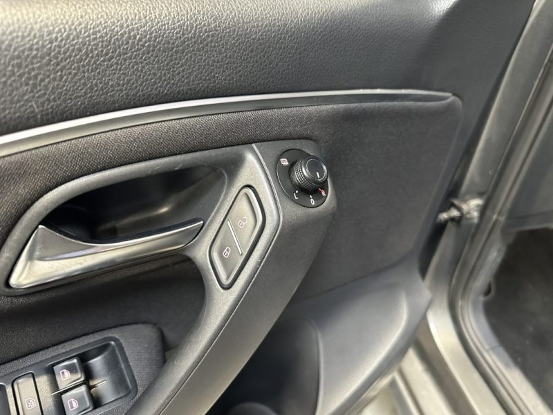 VOLKSWAGEN POLO 1.4 TDI 90ch Confortline - Carplay