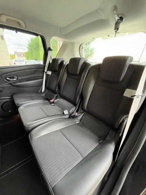 RENAULT MEGANE SCENIC 2011