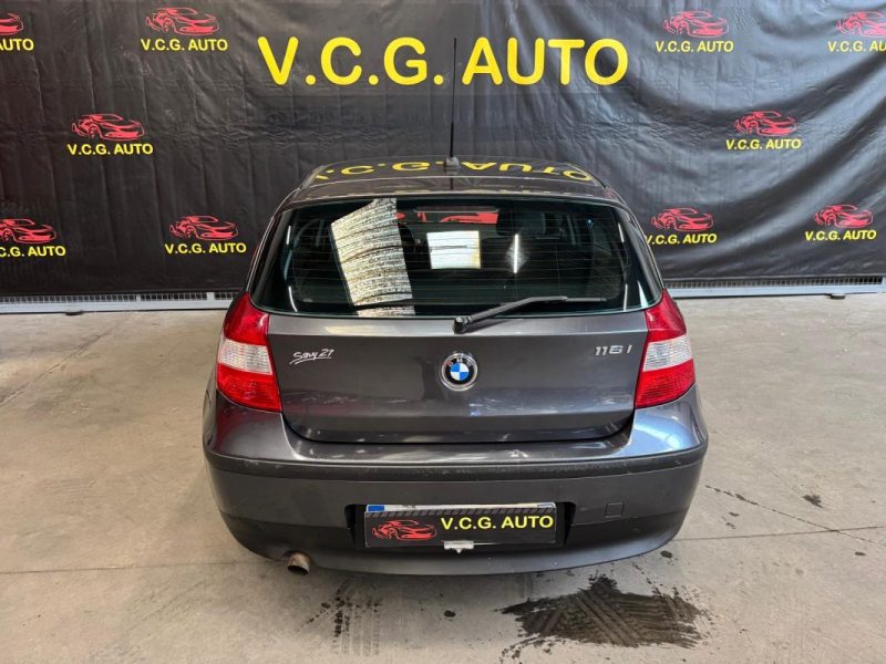 B.M.W. SERIE 1 116i 115cv Confort 