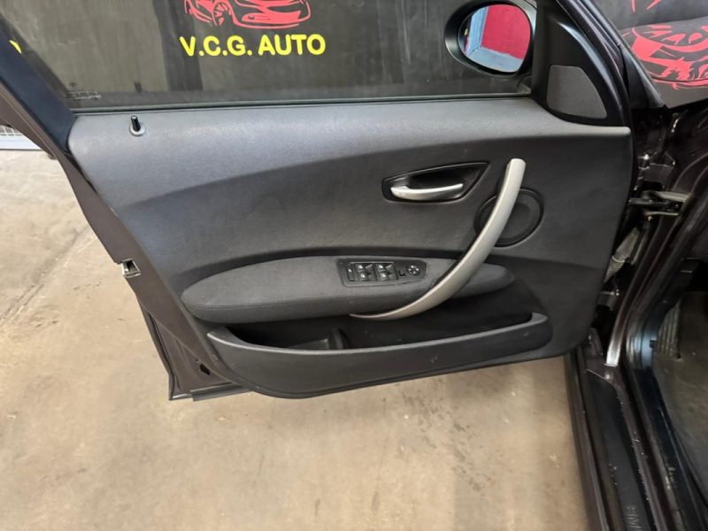 B.M.W. SERIE 1 116i 115cv Confort 