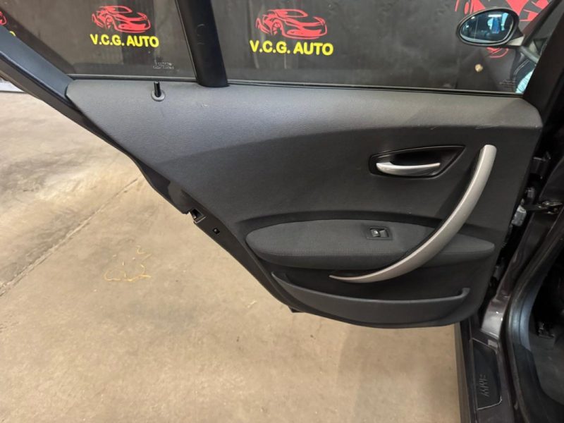 B.M.W. SERIE 1 116i 115cv Confort 