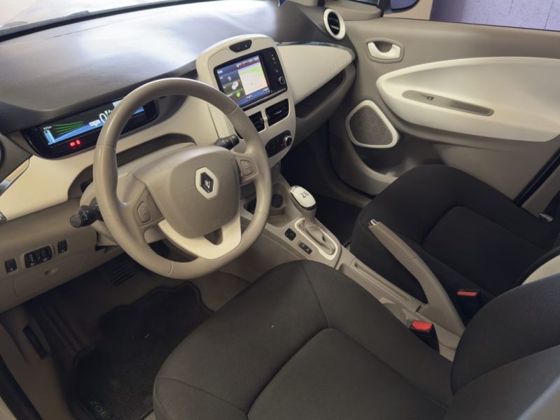 RENAULT ZOE 2015