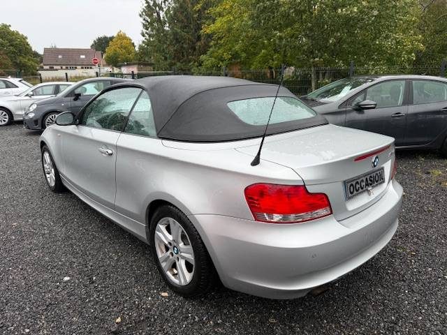 BMW  1er 118i  2008 - 56619 KM