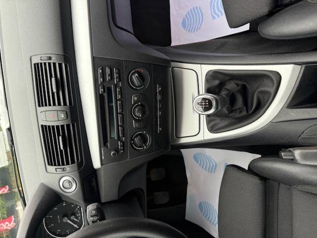 BMW  1er 118i  2008 - 56619 KM