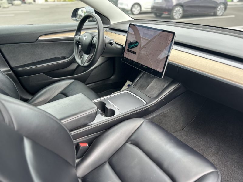 TESLA MODEL 3 - DualMotor - Grande Autonomie