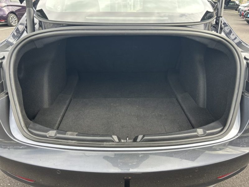 TESLA MODEL 3 - DualMotor - Grande Autonomie