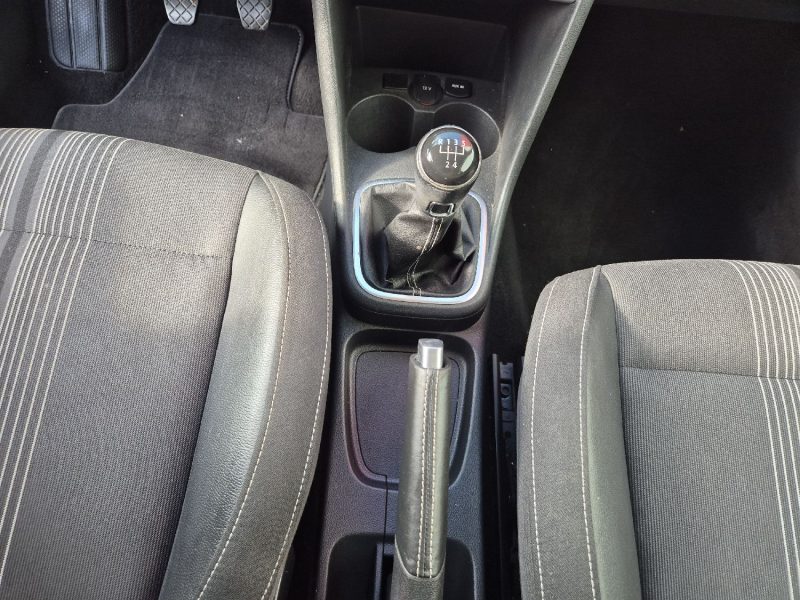 VOLKSWAGEN POLO 2013