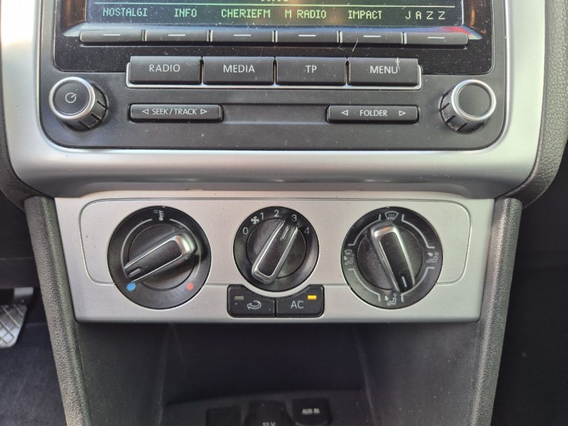 VOLKSWAGEN POLO 2013