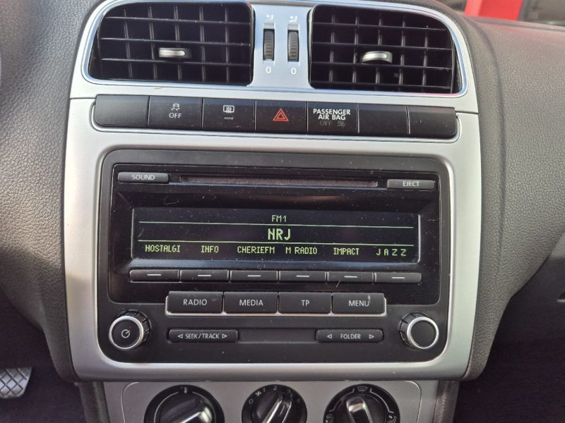 VOLKSWAGEN POLO 2013