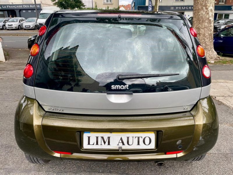 SMART FORFOUR 1.3 95ch PULSE **1ère MAIN**