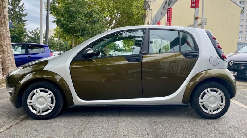 SMART FORFOUR 1.3 95ch PULSE **1ère MAIN**