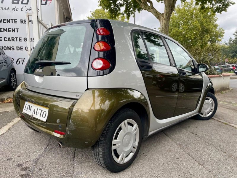 SMART FORFOUR 1.3 95ch PULSE **1ère MAIN**