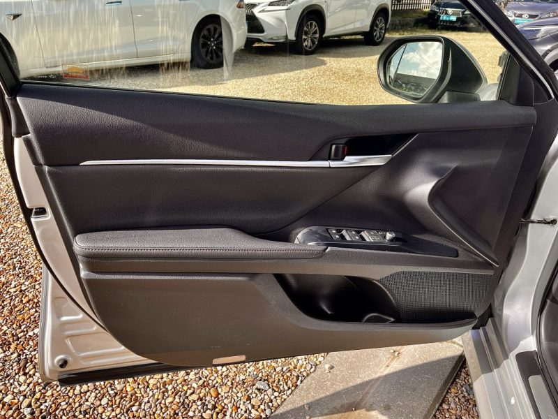 TOYOTA CAMRY Hybride 218ch Lounge 05/2020