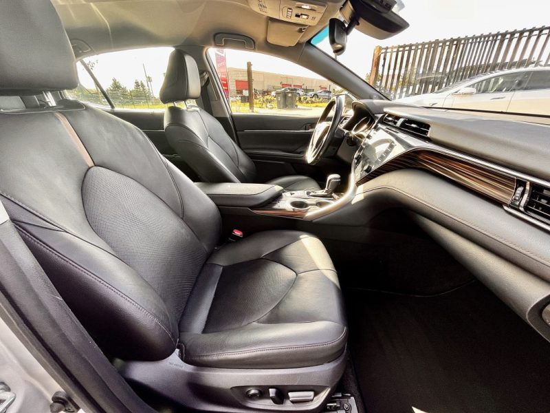 TOYOTA CAMRY Hybride 218ch Lounge 05/2020