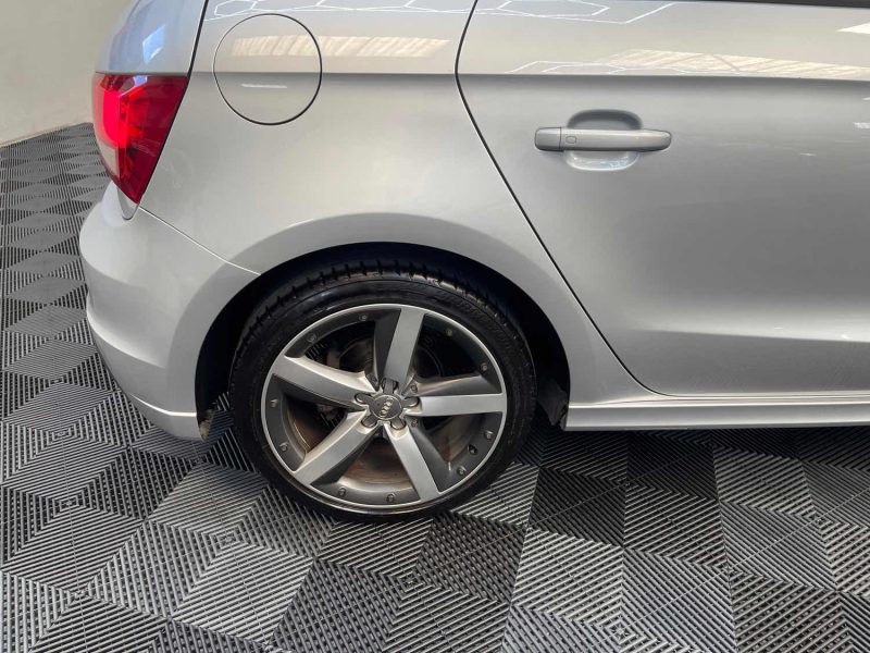 AUDI A1  SPORTBACK 1.2 TFSI 86ch S LINE GARANTIE 12 MOIS, HISTORIQUE COMPLET, SUPER ETAT