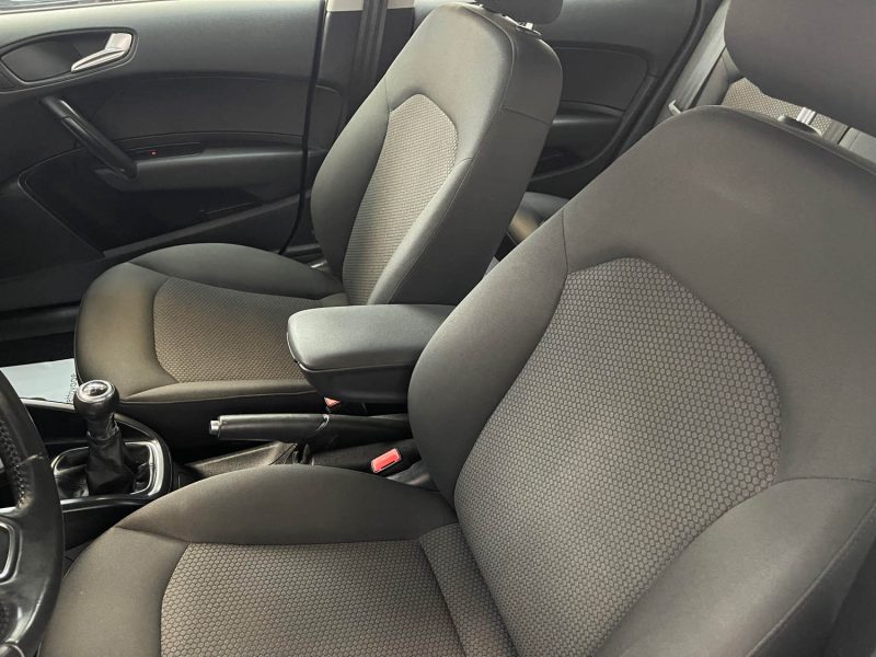 AUDI A1  SPORTBACK 1.2 TFSI 86ch S LINE GARANTIE 12 MOIS, HISTORIQUE COMPLET, SUPER ETAT