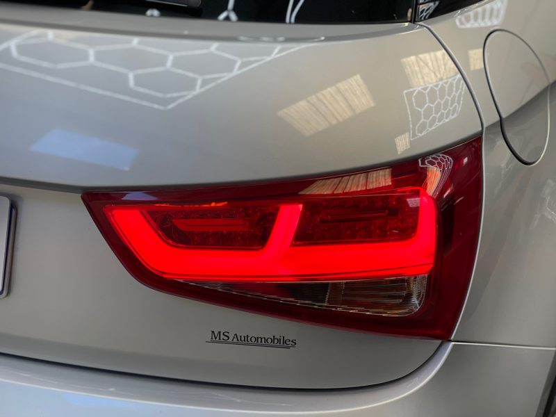 AUDI A1  SPORTBACK 1.2 TFSI 86ch S LINE GARANTIE 12 MOIS, HISTORIQUE COMPLET, SUPER ETAT