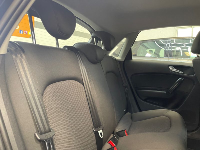 AUDI A1  SPORTBACK 1.2 TFSI 86ch S LINE GARANTIE 12 MOIS, HISTORIQUE COMPLET, SUPER ETAT