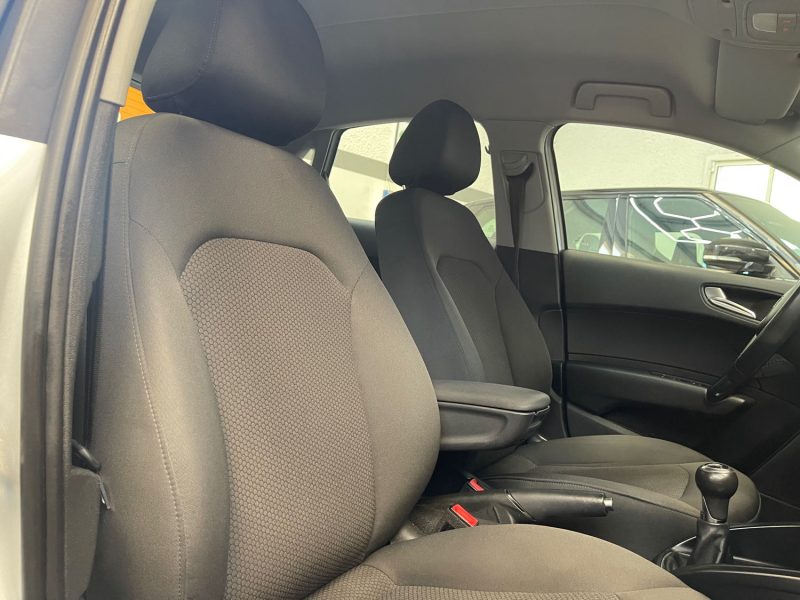 AUDI A1  SPORTBACK 1.2 TFSI 86ch S LINE GARANTIE 12 MOIS, HISTORIQUE COMPLET, SUPER ETAT