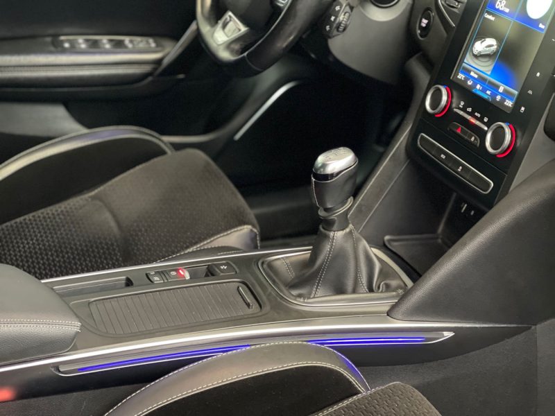 RENAULT MEGANE IV SEULEMENT 58000KMS 1.2 TCE 130ch ENERGY INTENS GARANTIE 12 MOIS HISTORIQUE COMPLET