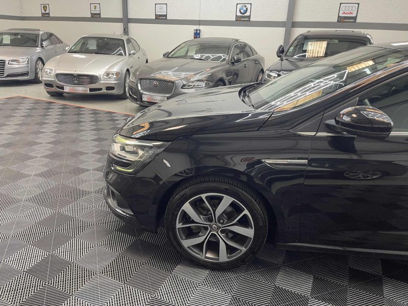 RENAULT MEGANE IV SEULEMENT 58000KMS 1.2 TCE 130ch ENERGY INTENS GARANTIE 12 MOIS HISTORIQUE COMPLET