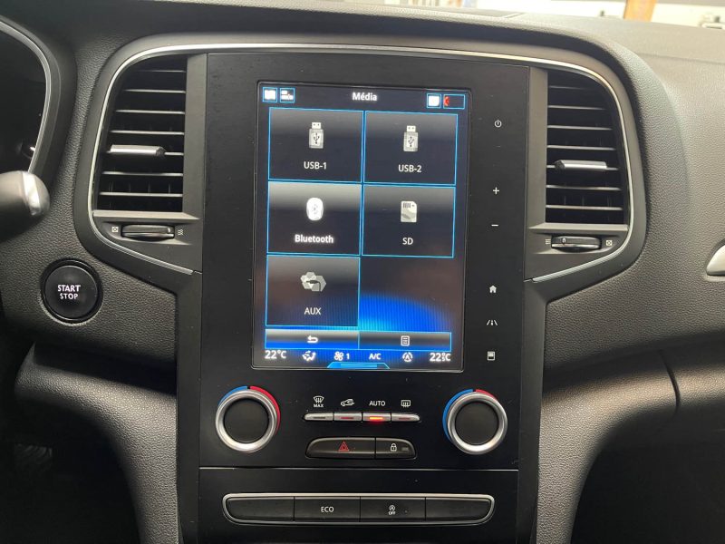 RENAULT MEGANE IV SEULEMENT 58000KMS 1.2 TCE 130ch ENERGY INTENS GARANTIE 12 MOIS HISTORIQUE COMPLET