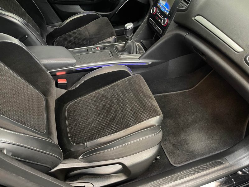 RENAULT MEGANE IV SEULEMENT 58000KMS 1.2 TCE 130ch ENERGY INTENS GARANTIE 12 MOIS HISTORIQUE COMPLET