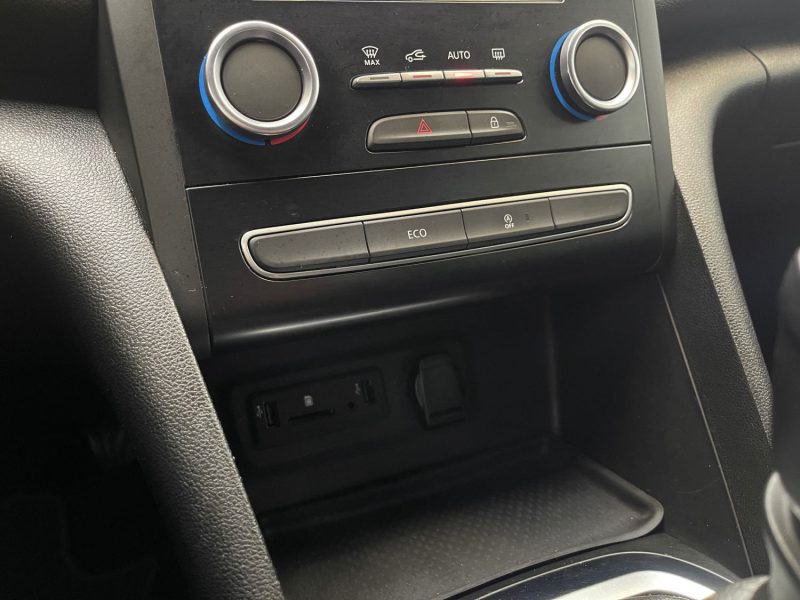 RENAULT MEGANE IV SEULEMENT 58000KMS 1.2 TCE 130ch ENERGY INTENS GARANTIE 12 MOIS HISTORIQUE COMPLET