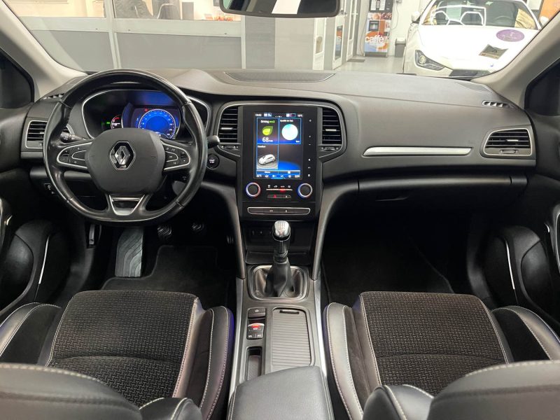 RENAULT MEGANE IV SEULEMENT 58000KMS 1.2 TCE 130ch ENERGY INTENS GARANTIE 12 MOIS HISTORIQUE COMPLET