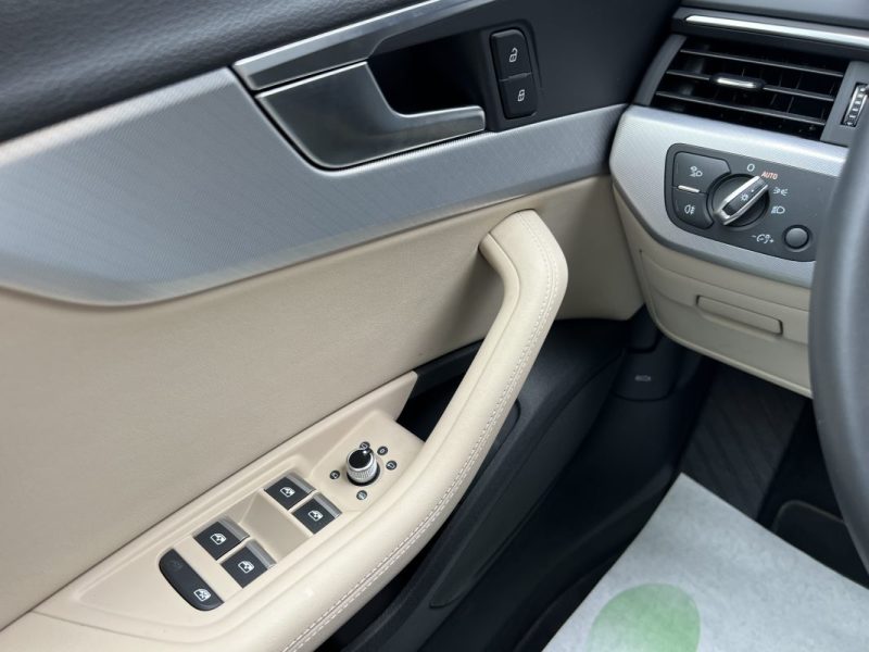 AUDI A4 LIMOUSINE V PHASE 2 AVUS 35 TFSI 2.0 HYBRID 150 Cv 1ERE MAIN 6525 Kms - GARANTIE 1