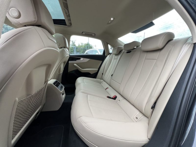 AUDI A4 LIMOUSINE V PHASE 2 AVUS 35 TFSI 2.0 HYBRID 150 Cv 1ERE MAIN 6525 Kms - GARANTIE 1