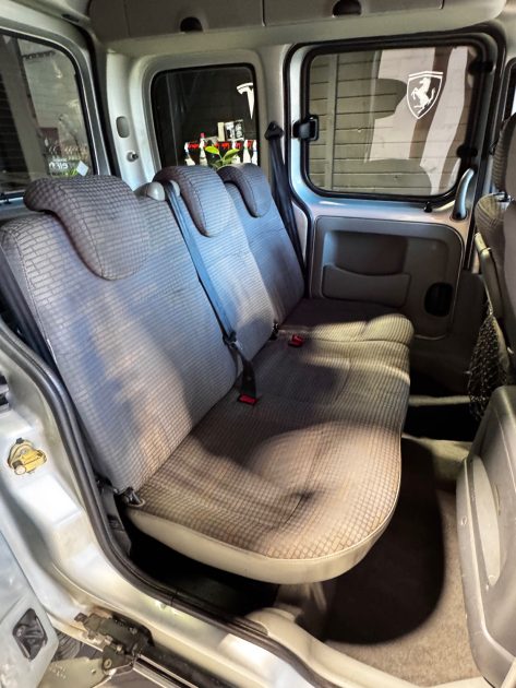 RENAULT KANGOO 2006 siège passager, pivotant, spécialement conçu pour faciliter l'accès aux personne