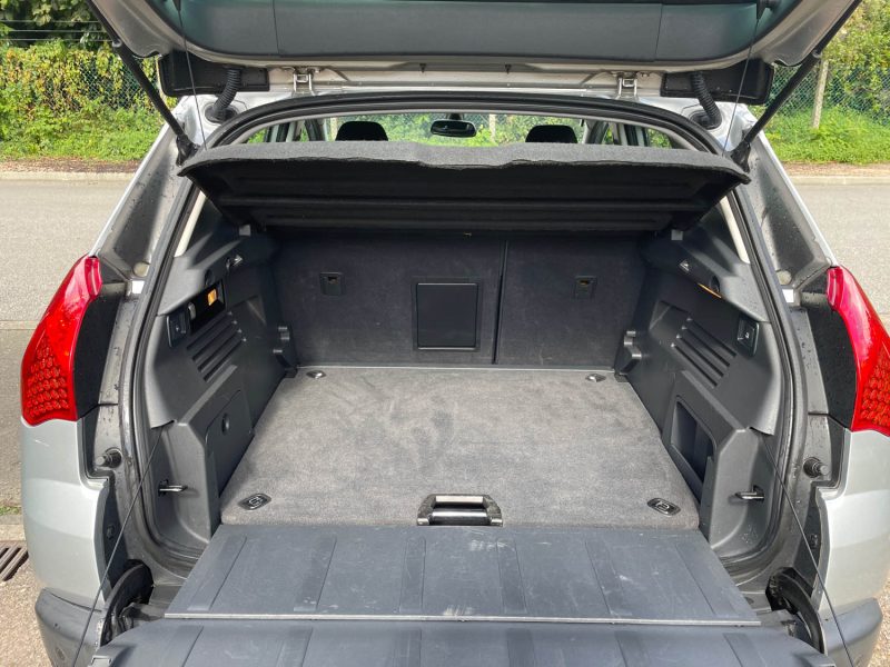 PEUGEOT 3008 1.6i 16v 120CH