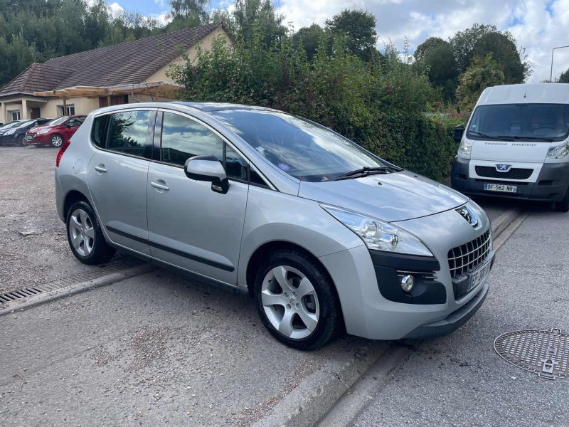 PEUGEOT 3008 1.6i 16v 120CH