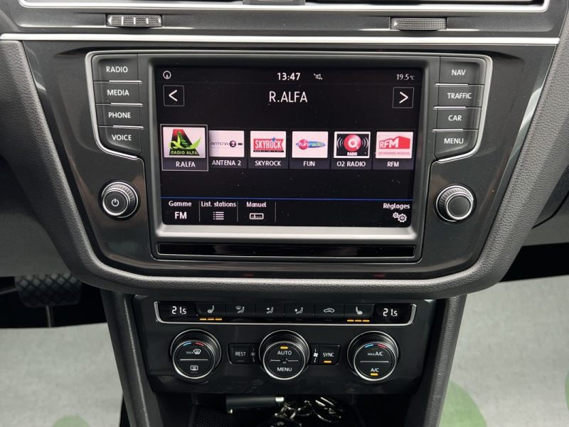 VOLKSWAGEN TIGUAN II CARAT EXCLUSIVE 2.0 TDI 150 DSG7 CUIR TOIT OUVRANT APPLE & ANDROID Garantie 1an