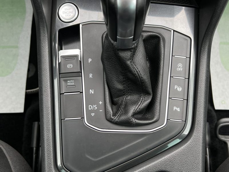 VOLKSWAGEN TIGUAN II CARAT EXCLUSIVE 2.0 TDI 150 DSG7 CUIR TOIT OUVRANT APPLE & ANDROID Garantie 1an